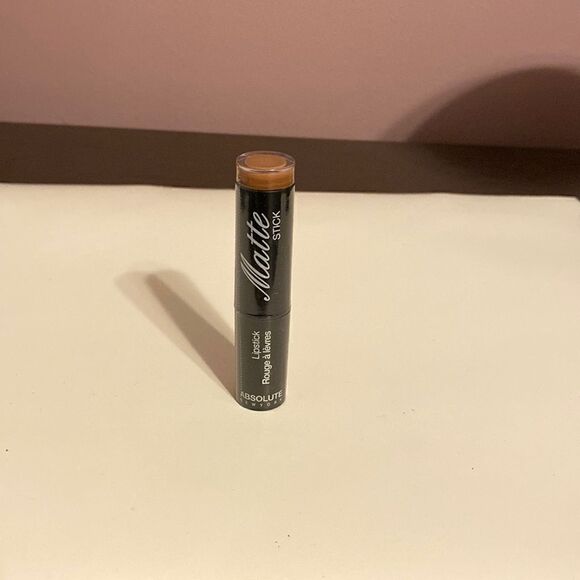 Absolute New York matte lipstick - Picture 1 of 1